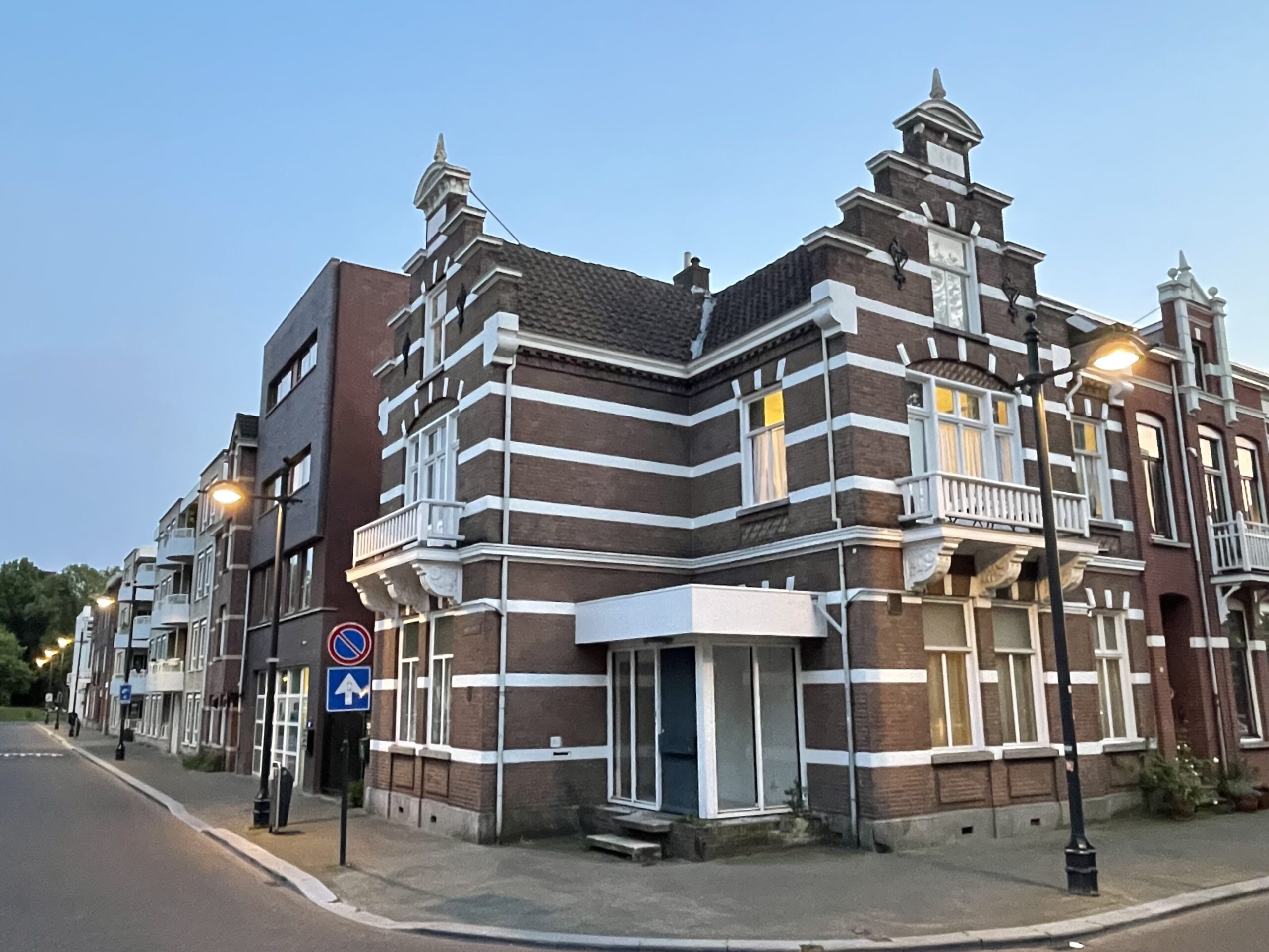 Emmastraat, Breda € 788.000,-- k.k.